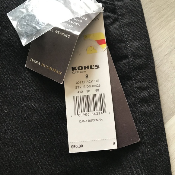 Dana Buchman sz 8 Black Capri Pants with Belt - Picture 4 of 9